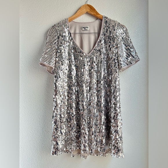 Show Me Your Mumu | Silver Short Sleeve Sequin Mini Dress - Picture 3 of 6
